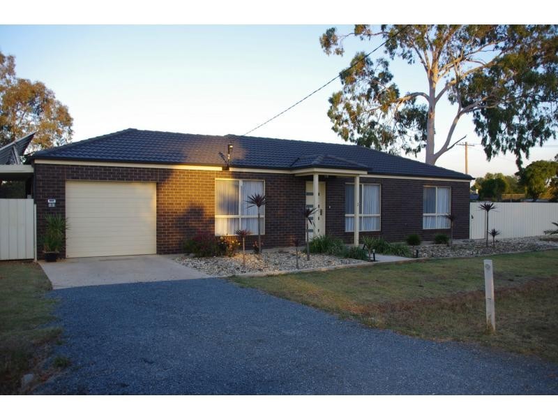 3 Brahe Street, Katamatite VIC 3649