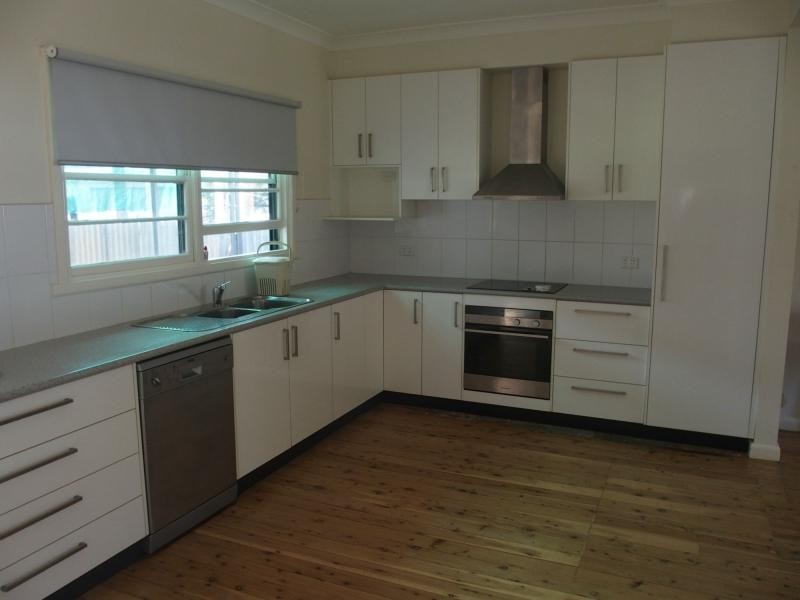 13 Lisfarron Avenue, Cobram VIC 3644