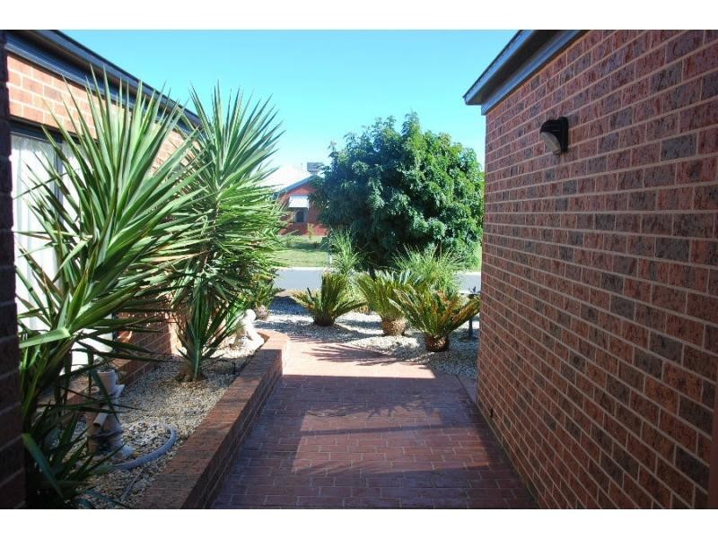 9 Gattuso Drive, Cobram VIC 3644