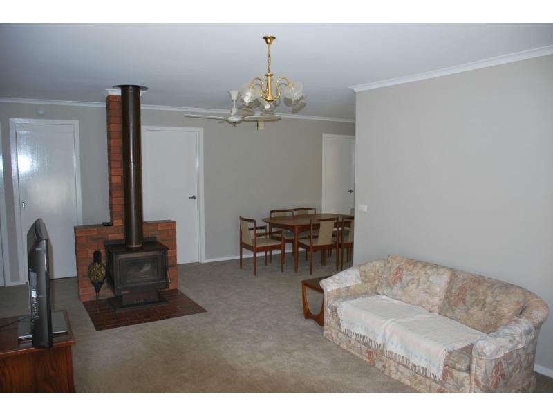 1 Hiles Court, Tocumwal NSW 2714