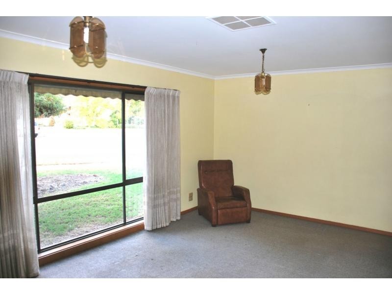 25 Burke Court, Cobram VIC 3644