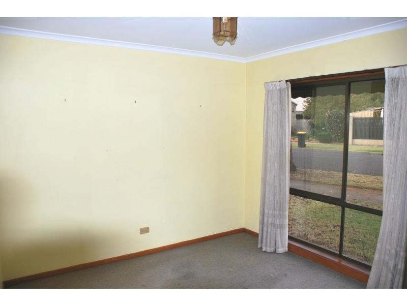 25 Burke Court, Cobram VIC 3644