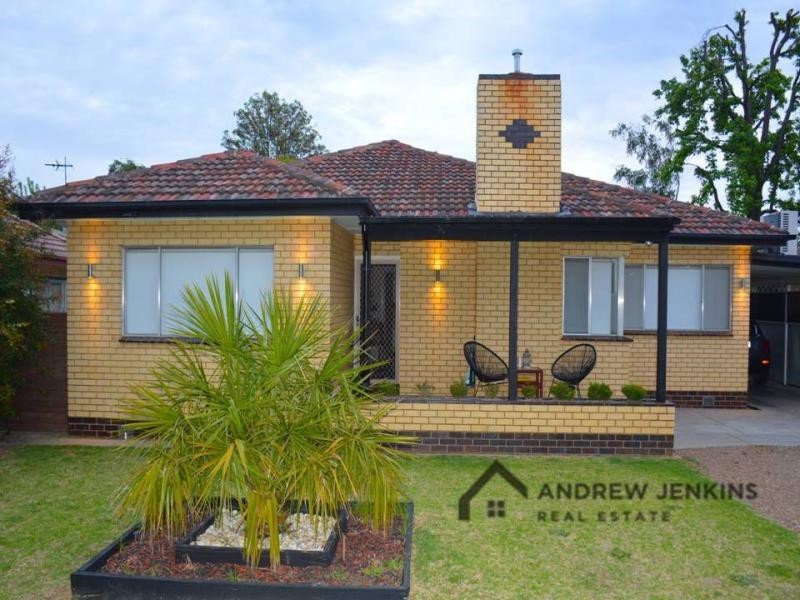 27 Wirbil Street, Cobram VIC 3644