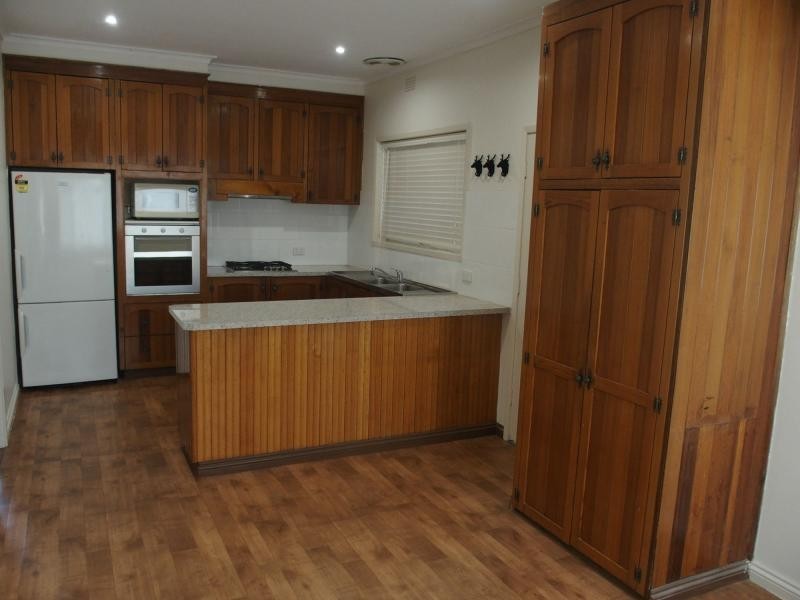 27 Wirbil Street, Cobram VIC 3644