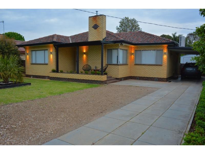 27 Wirbil Street, Cobram VIC 3644