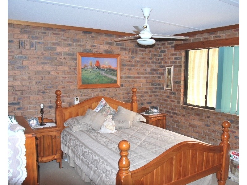 2/6 Thompson Avenue, Cobram VIC 3644