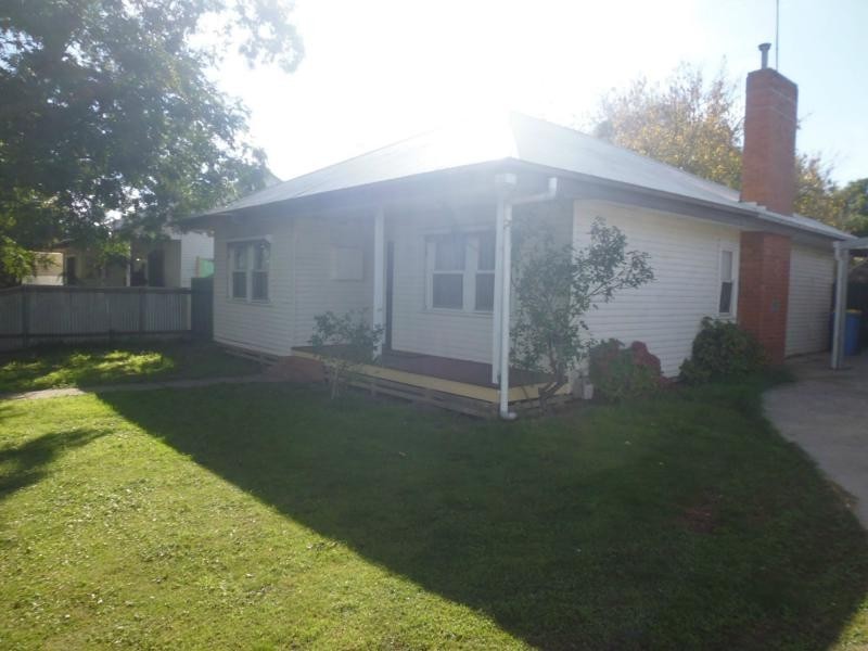 28 Wirbil Street, Cobram VIC 3644