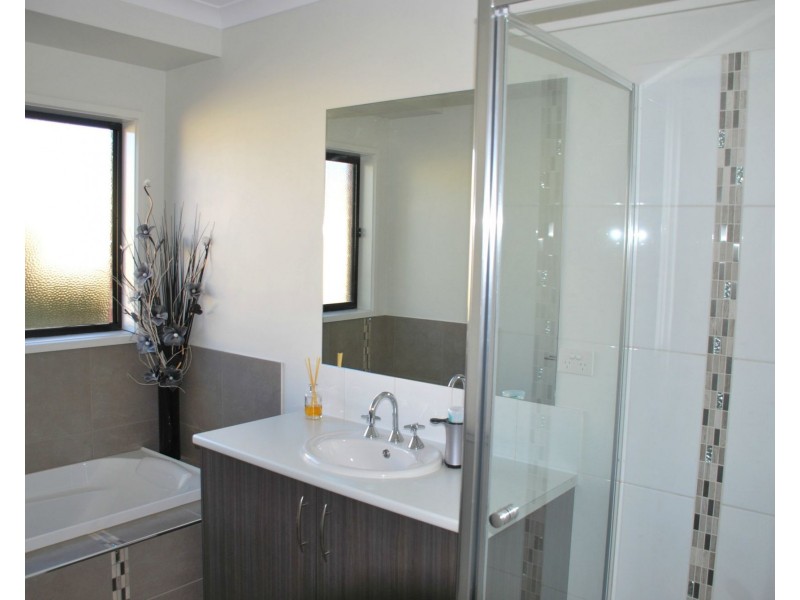 17 Rio Vista Court, Cobram VIC 3644