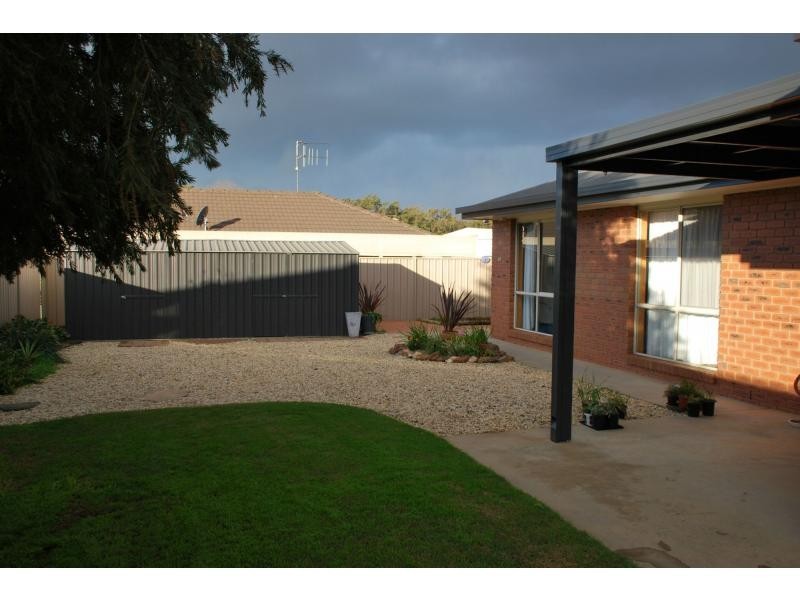 15 Scenic Drive, Cobram VIC 3644