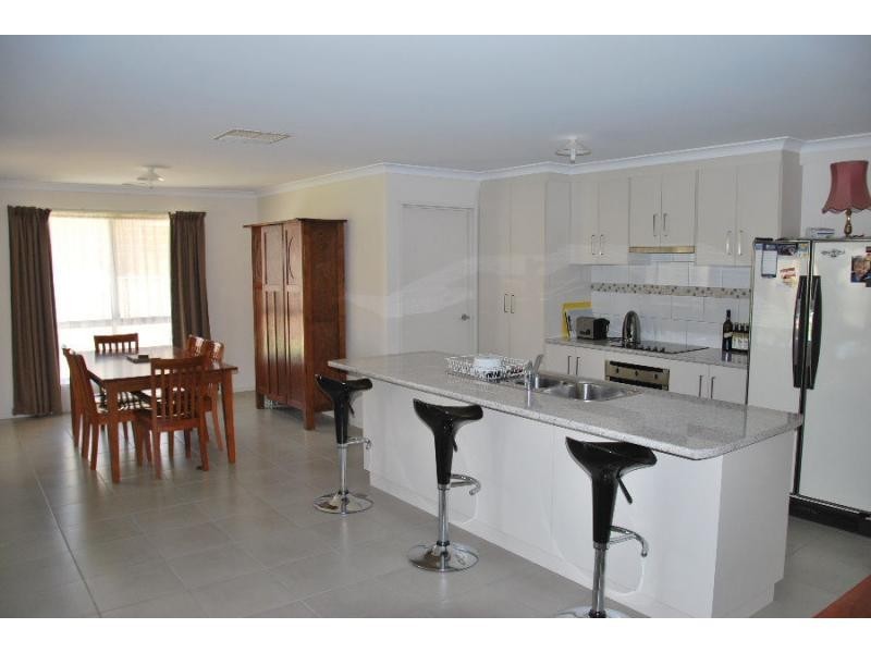 10 Scenic Drive, Cobram VIC 3644