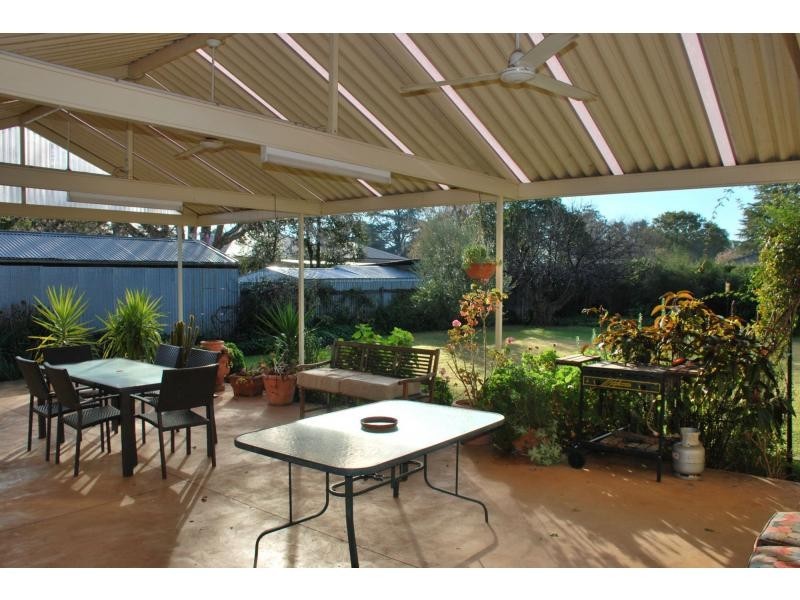 4 Wondah Street, Cobram VIC 3644