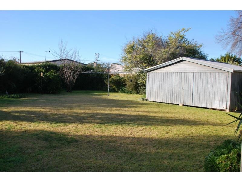 4 Wondah Street, Cobram VIC 3644
