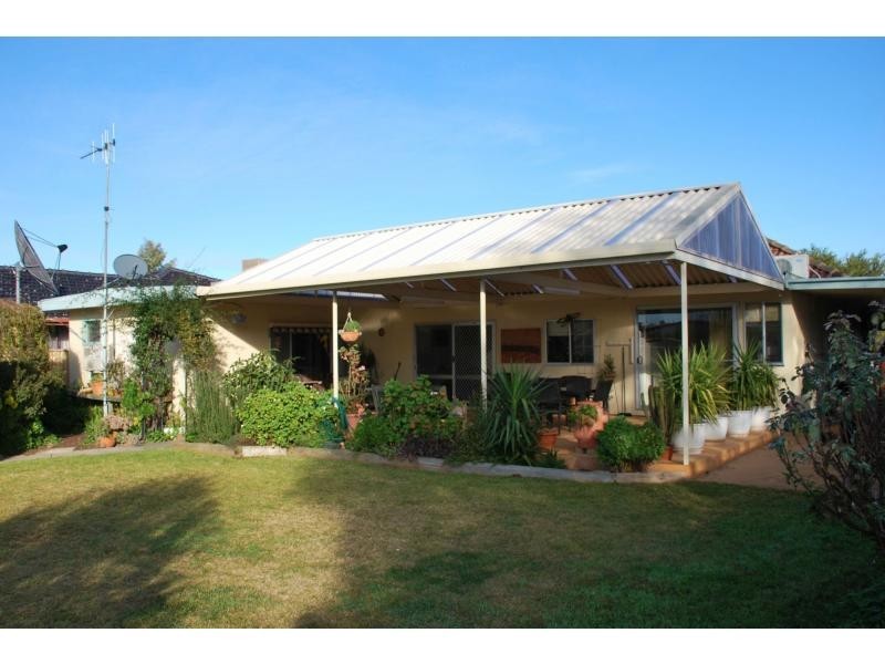 4 Wondah Street, Cobram VIC 3644