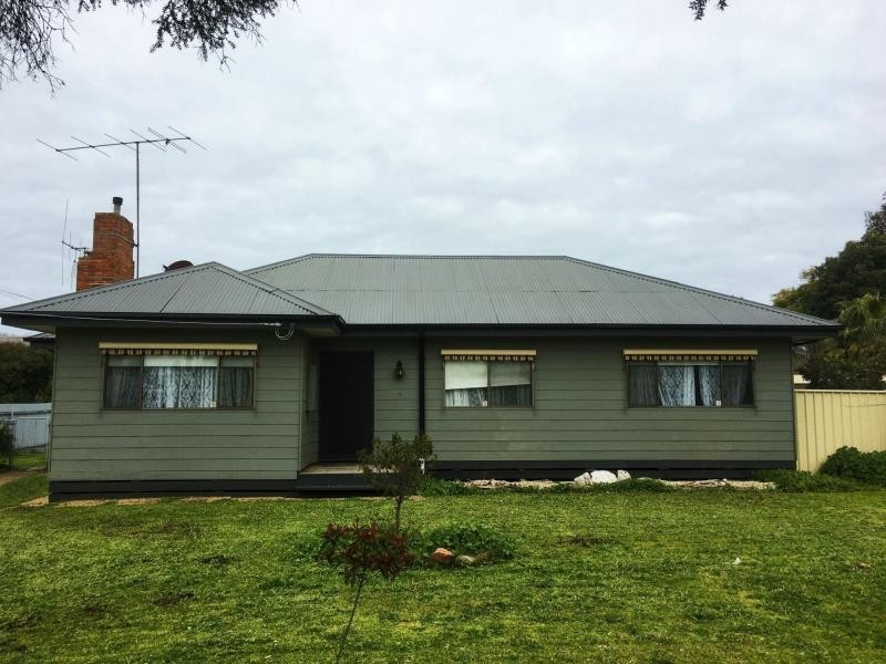 10 Mookarii Street, Cobram VIC 3644
