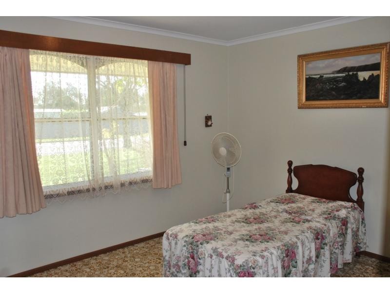 42 Cobram Street, Berrigan NSW 2712