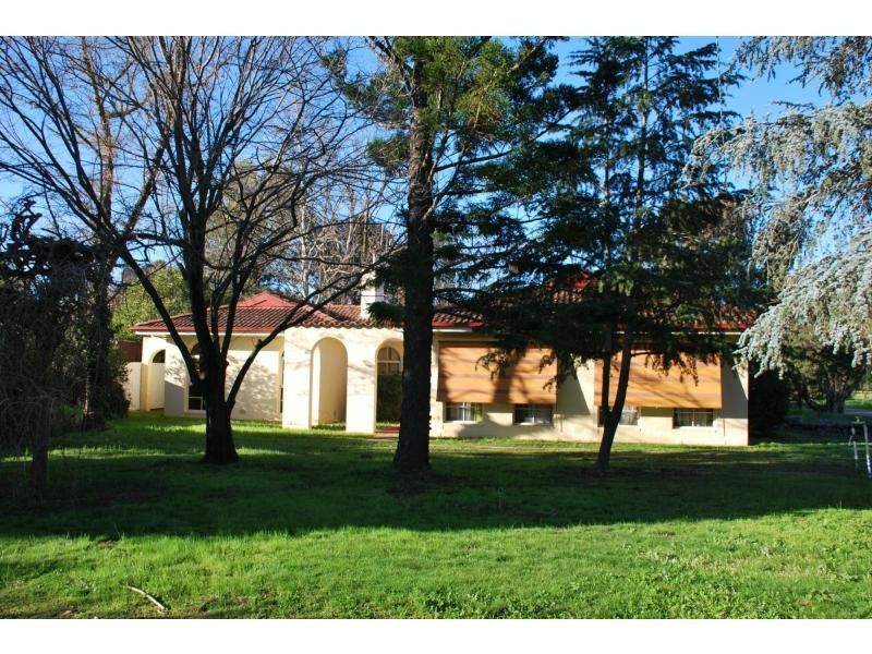 27 Beek Street, Katamatite VIC 3649