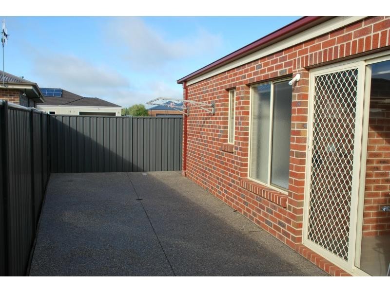 17 Dudley Park Lane, Cobram VIC 3644