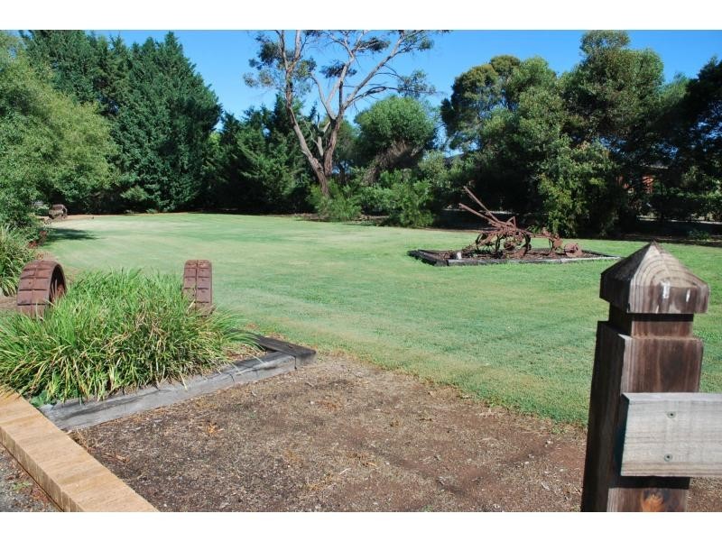11 Catona Crescent, Cobram VIC 3644