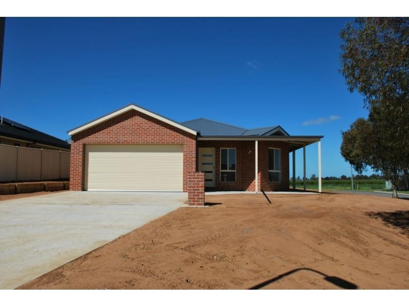 23 Bisogni Drive, Cobram VIC 3644