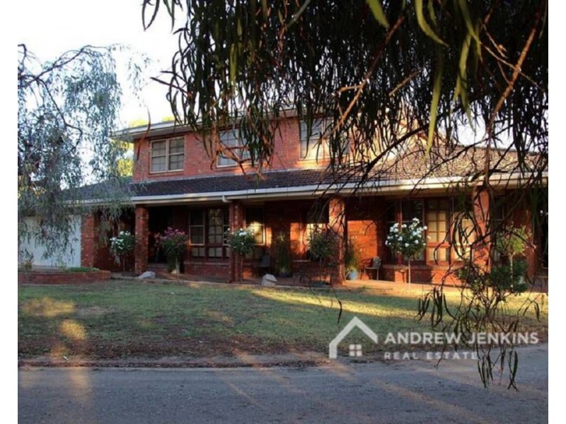 39 Catona Crescent, Cobram VIC 3644