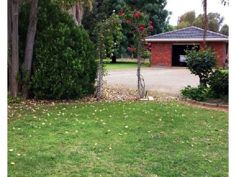 39 Catona Crescent, Cobram VIC 3644