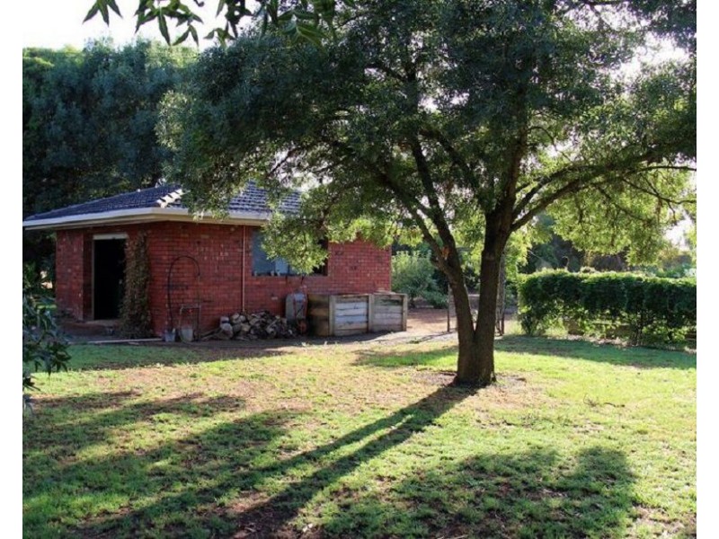 39 Catona Crescent, Cobram VIC 3644