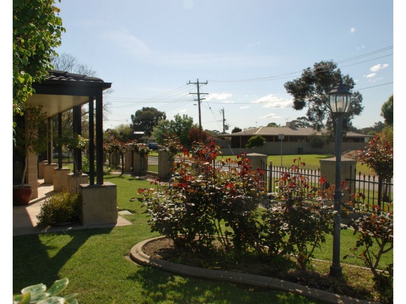 3 Karook Street, Cobram VIC 3644