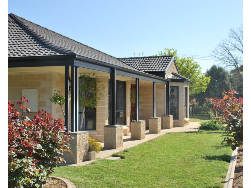 3 Karook Street, Cobram VIC 3644