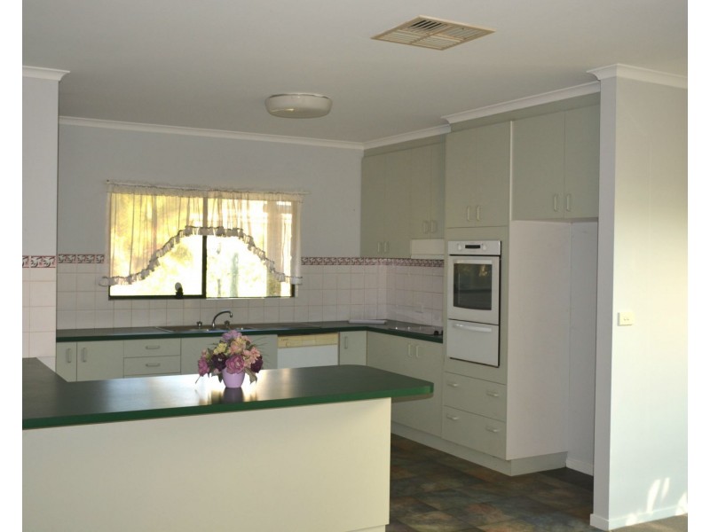 221 Newell Highway, Tocumwal NSW 2714