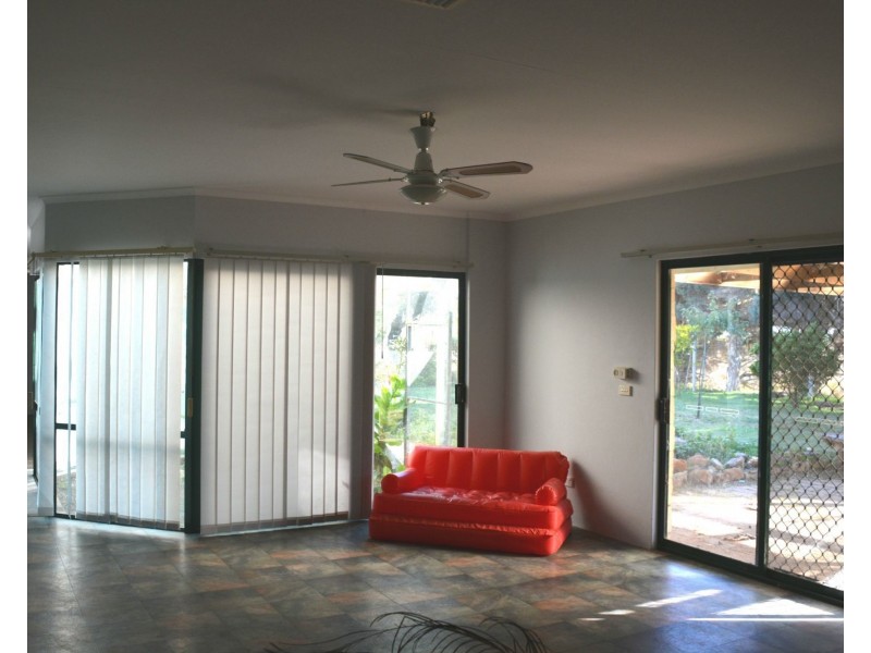 221 Newell Highway, Tocumwal NSW 2714