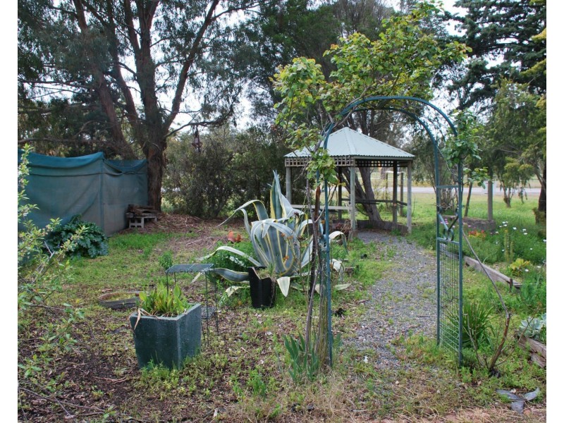 221 Newell Highway, Tocumwal NSW 2714