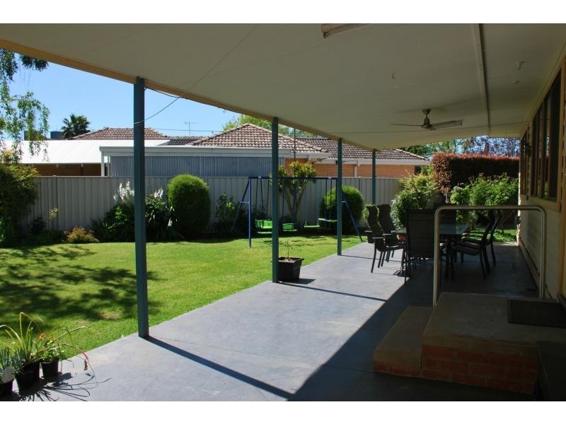 18 Wondah Street, Cobram VIC 3644