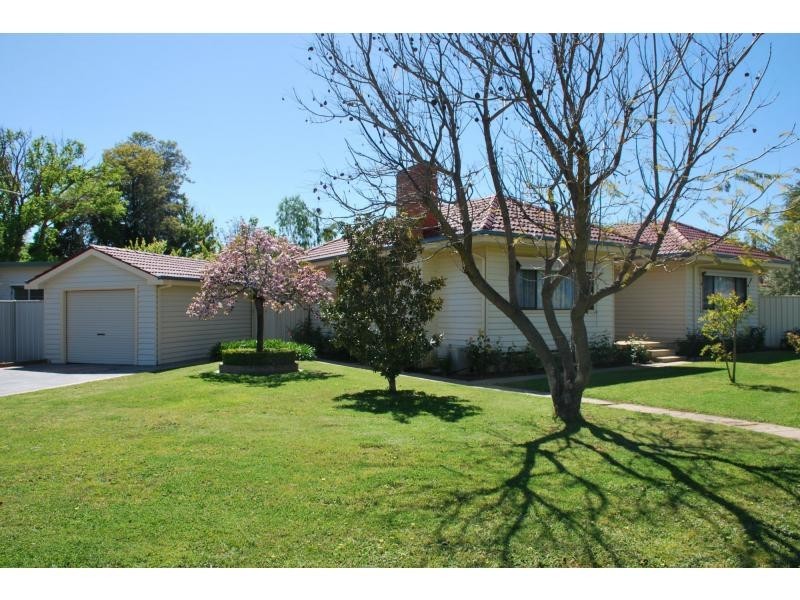18 Wondah Street, Cobram VIC 3644