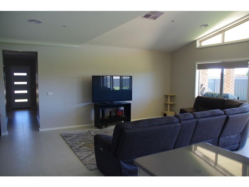 15 Cosmo Drive, Cobram VIC 3644