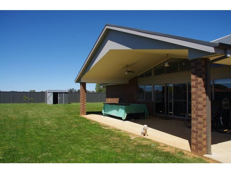 15 Cosmo Drive, Cobram VIC 3644