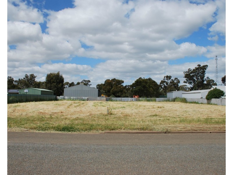 24-26 Barooga Street, Berrigan NSW 2712