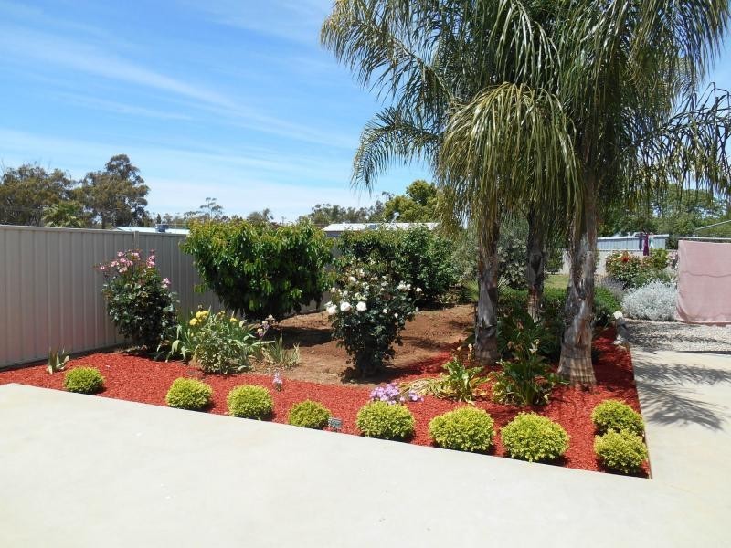 4 Foy Street, Katamatite VIC 3649