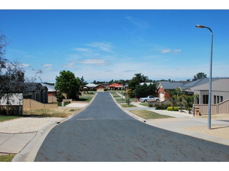29 Apricot Circuit, Cobram VIC 3644