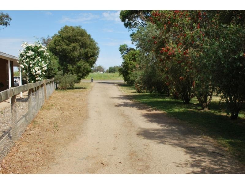 7 Katamatite East School Road, Cobram East VIC 3644