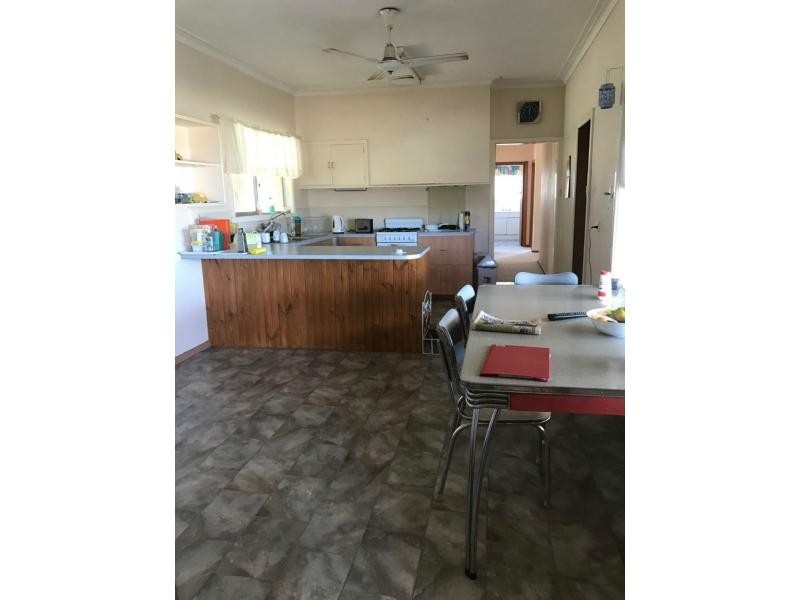 136 Smith Road, Koonoomoo VIC 3644