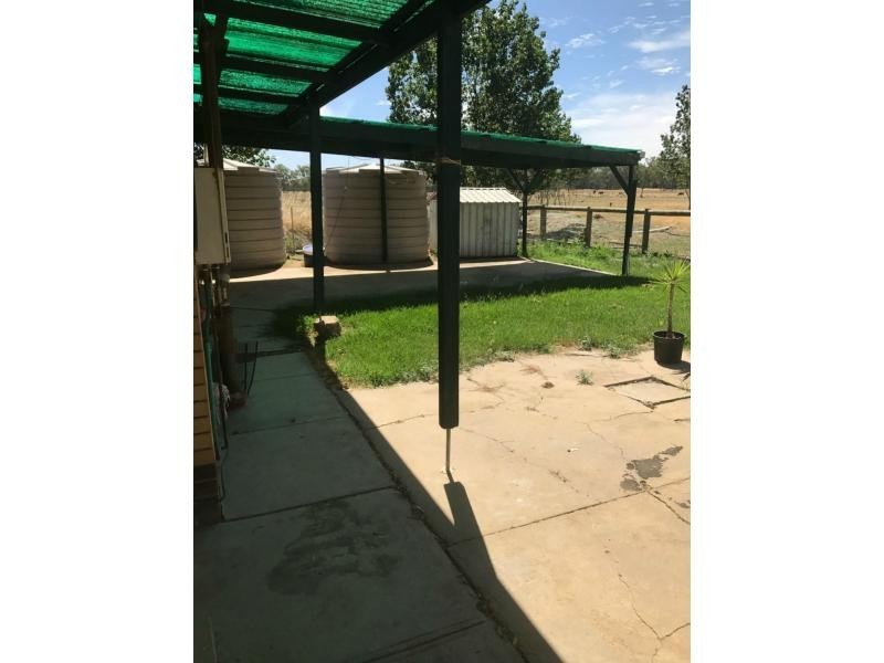 136 Smith Road, Koonoomoo VIC 3644