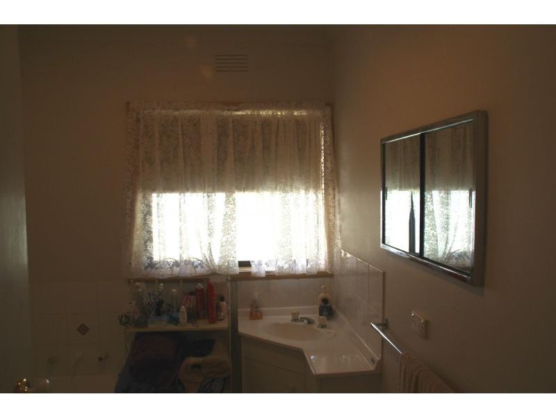 39 Collie Street, Barooga NSW 3644