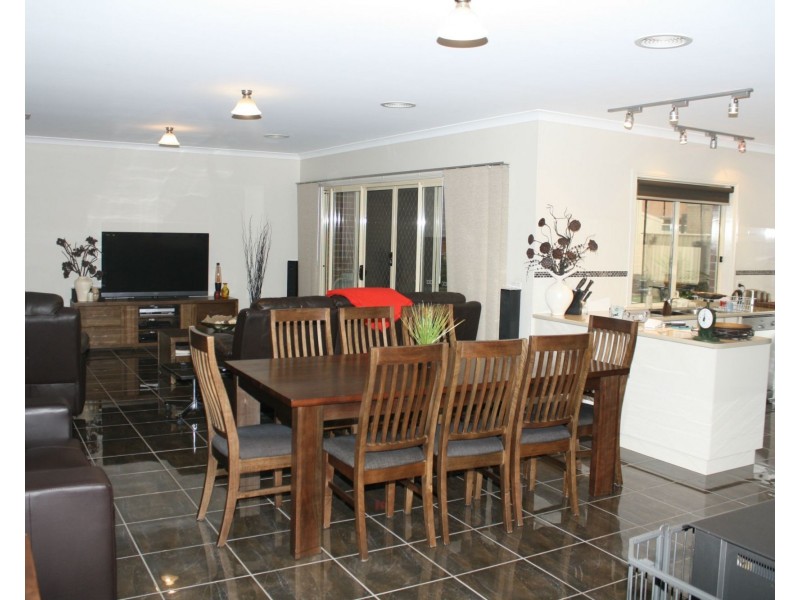 2 Nance Court, Cobram VIC 3644