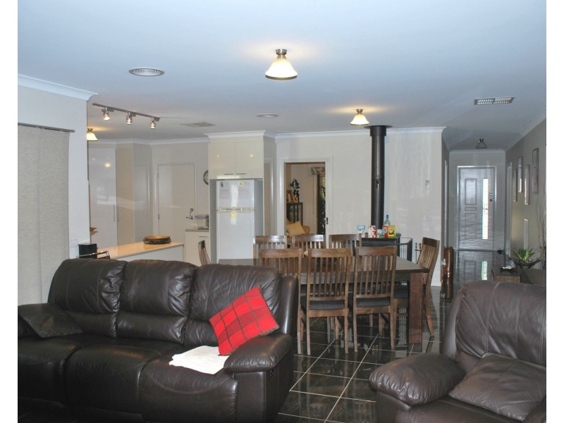 2 Nance Court, Cobram VIC 3644