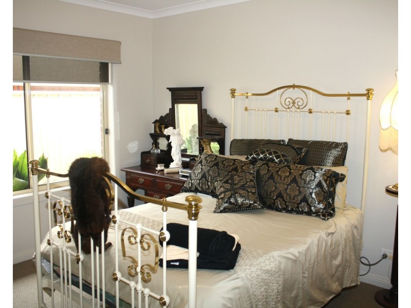 2 Nance Court, Cobram VIC 3644