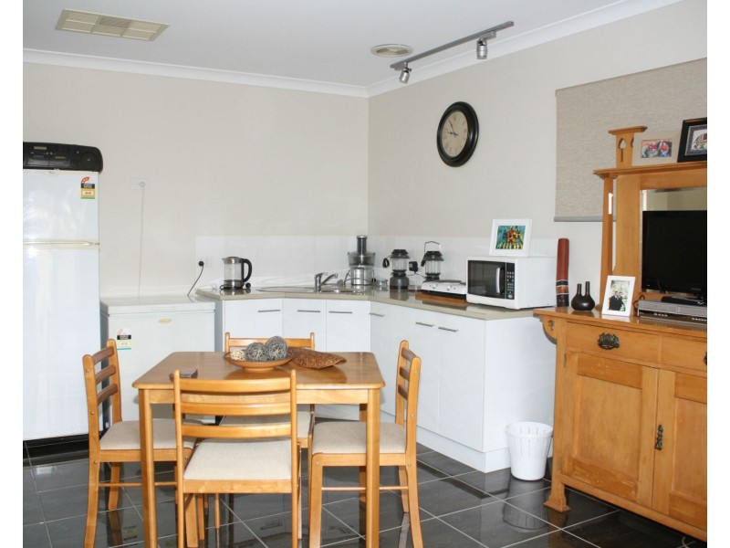 2 Nance Court, Cobram VIC 3644