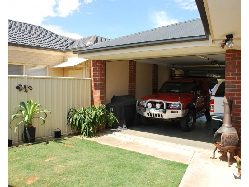 2 Nance Court, Cobram VIC 3644