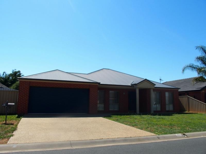 41 Apricot Circuit, Cobram VIC 3644
