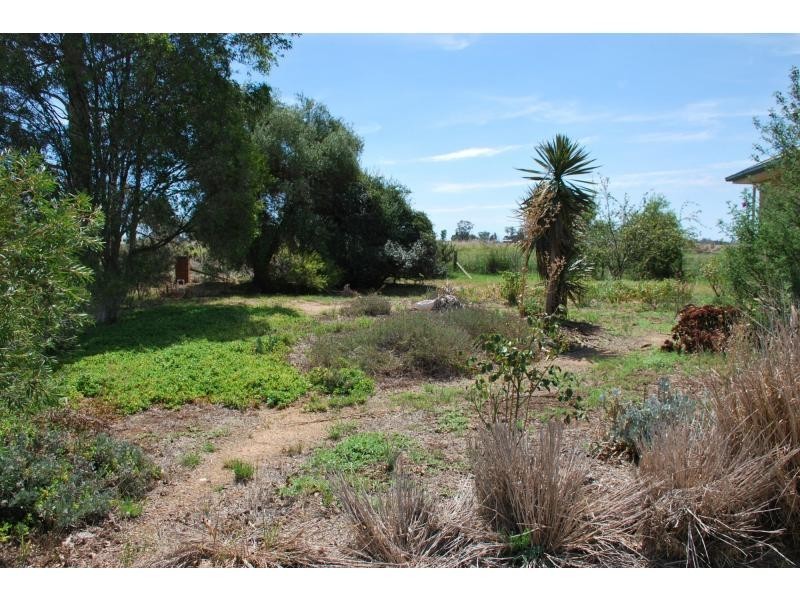 1 Beek Street, Katamatite VIC 3649