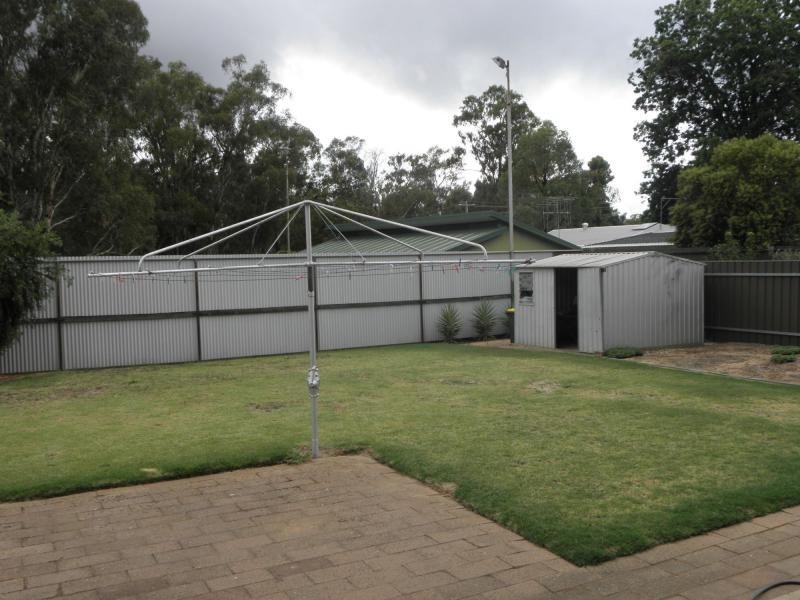 6 Lirrk Street, Cobram VIC 3644